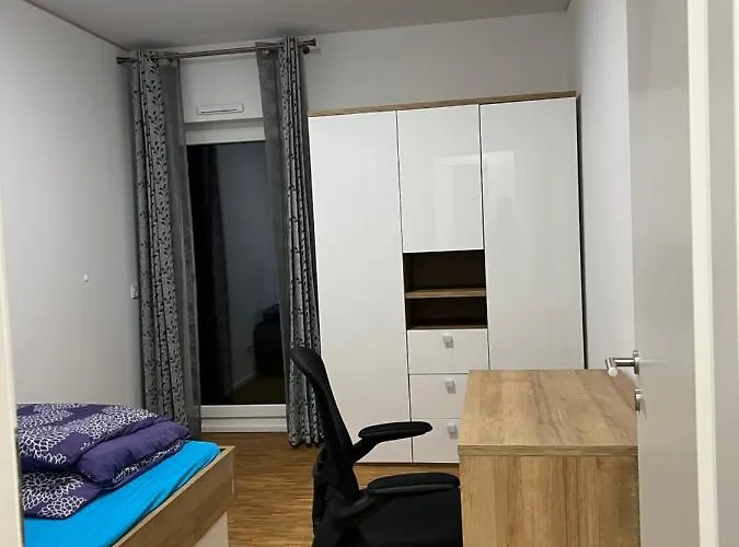 Appartamento Three Bedroom In Centre With A Grand Garden